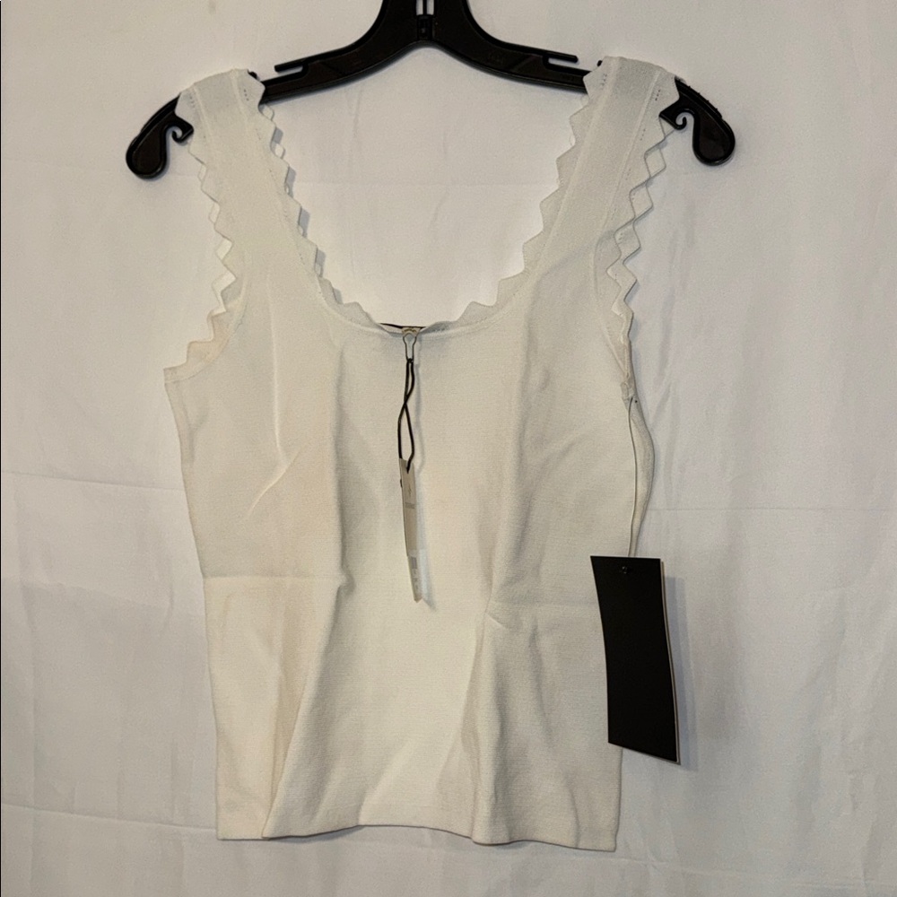 NWT Tuckernuck White Scalloped Compression Tank Top - Picture 6 of 14